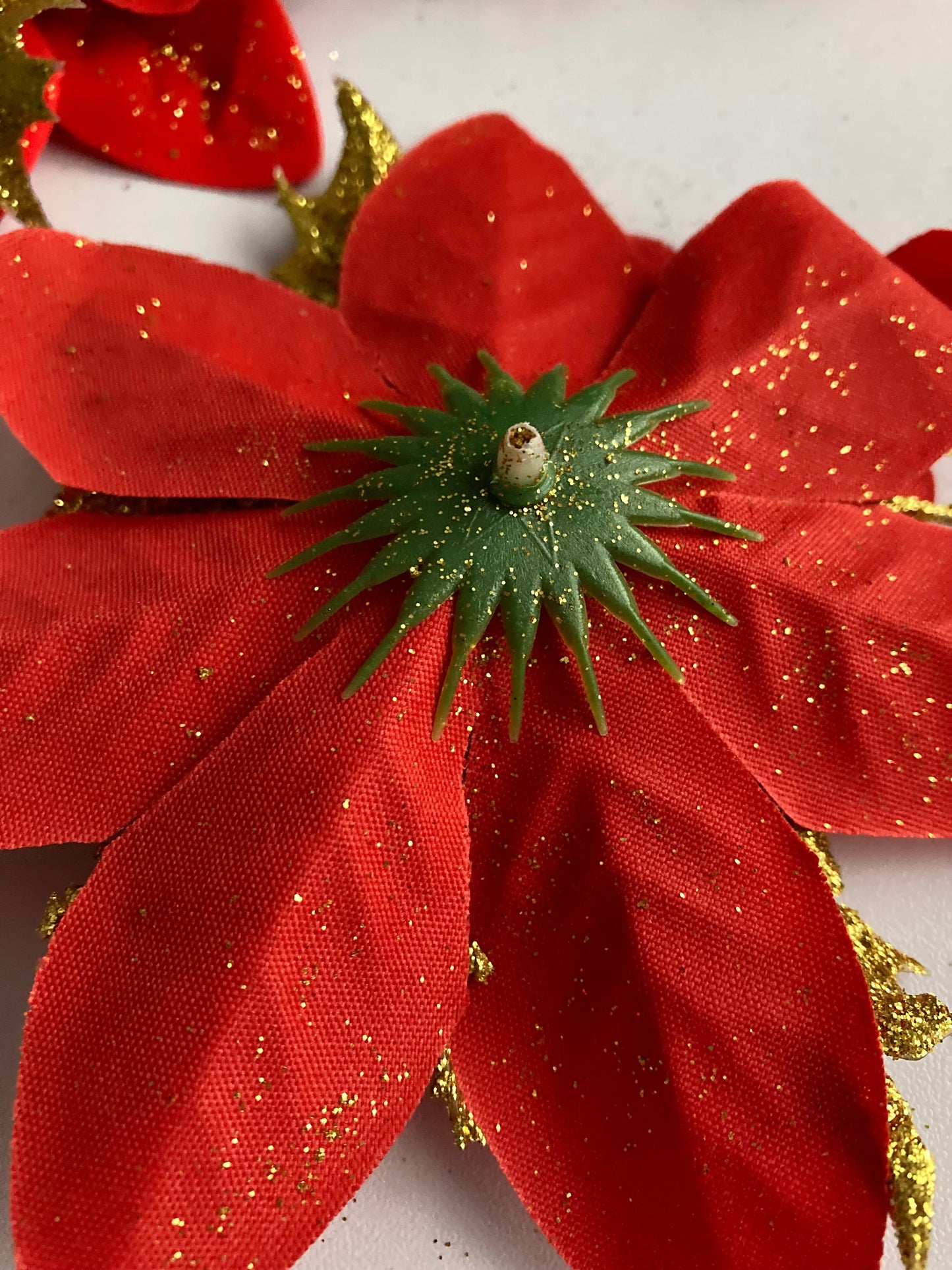6pk Red & Gold Poinsettia Heads