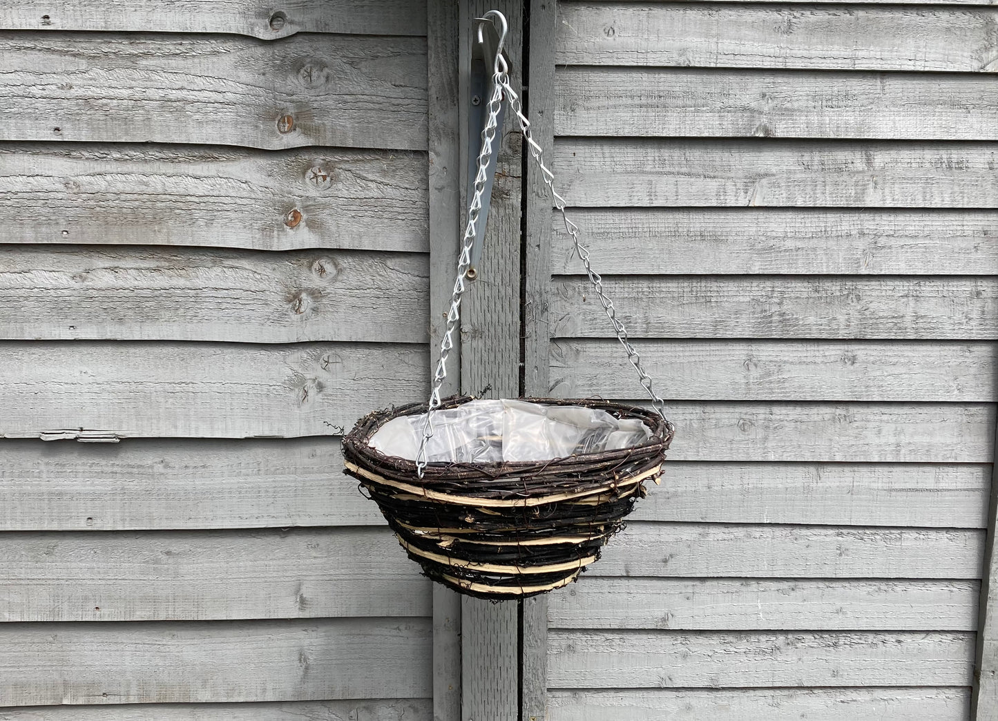 12" Round Rattan Hanging Basket