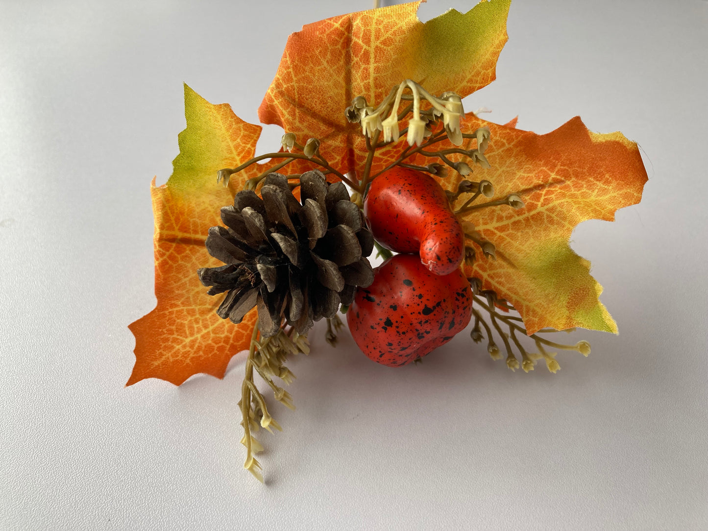 Small Pumpkin & Autumn Maple Leaf Pick