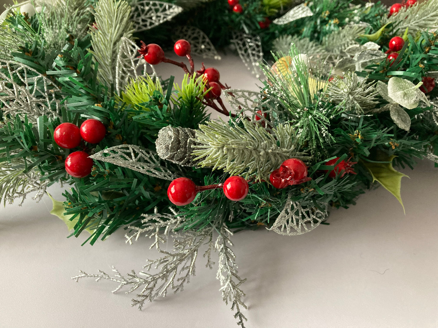 45cm Owl Winter Woodland Wreath