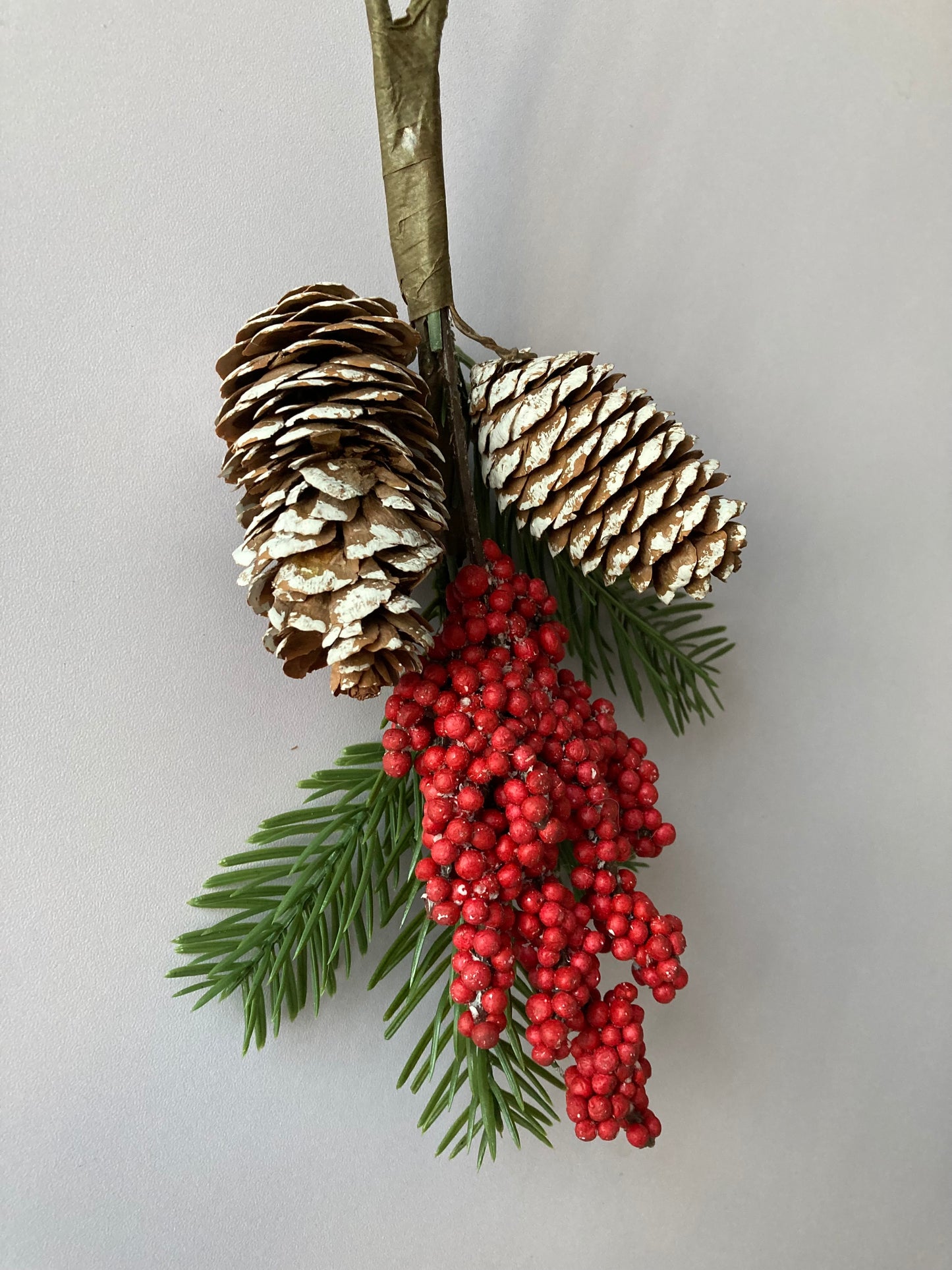 Small Door Hanging Festive Wreath