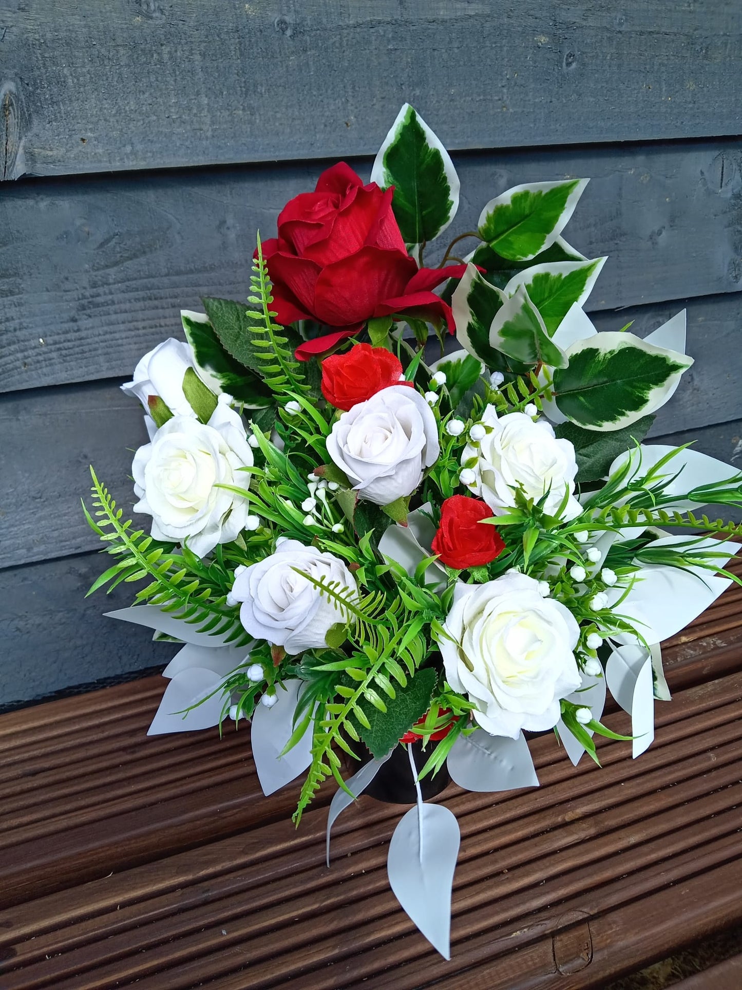 Red & White Rose Pot