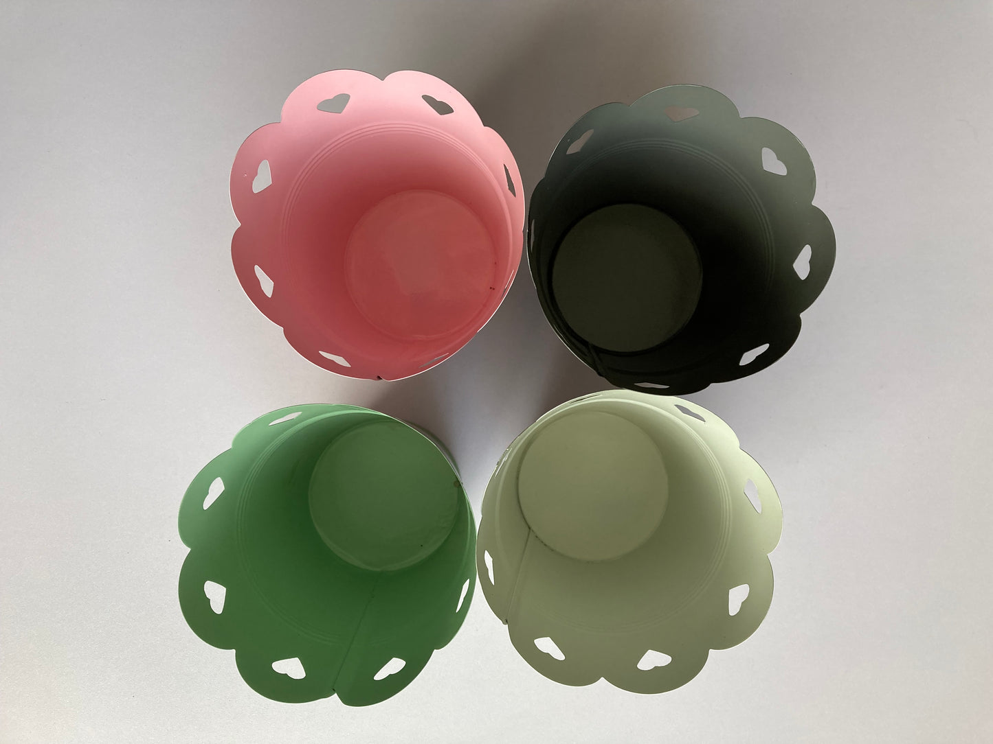 Green Heart Design Metal Planter