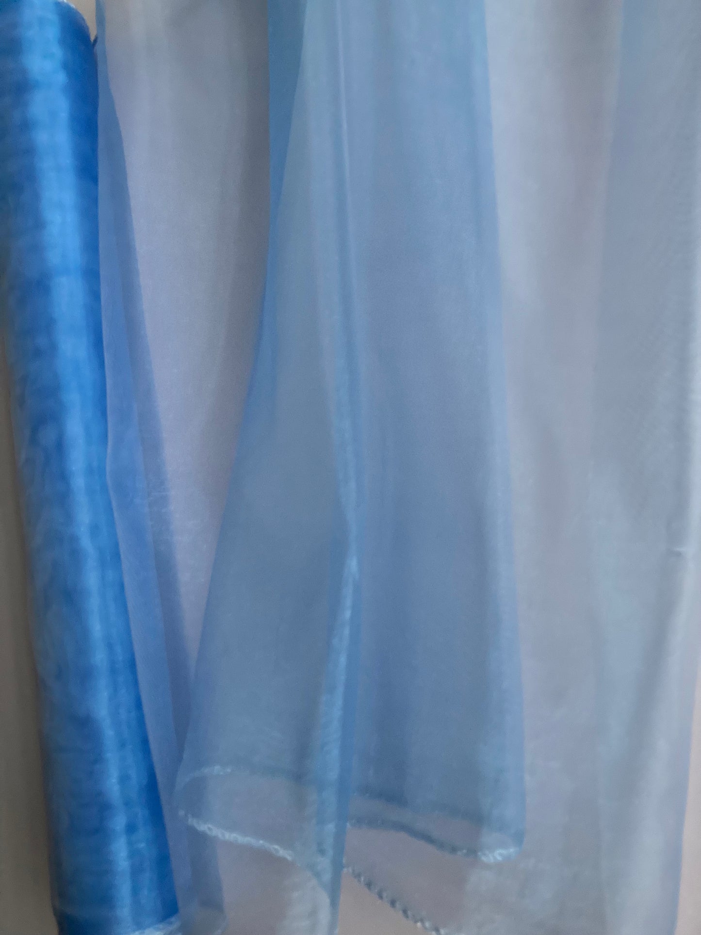 10yrd Blue Organza Roll