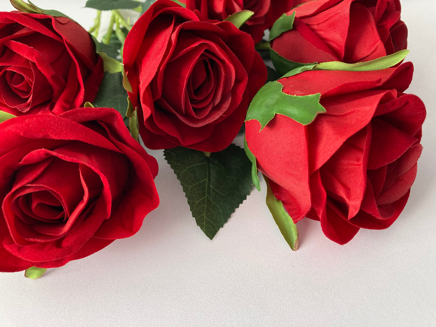 7 Red Velvet Rose Bunch