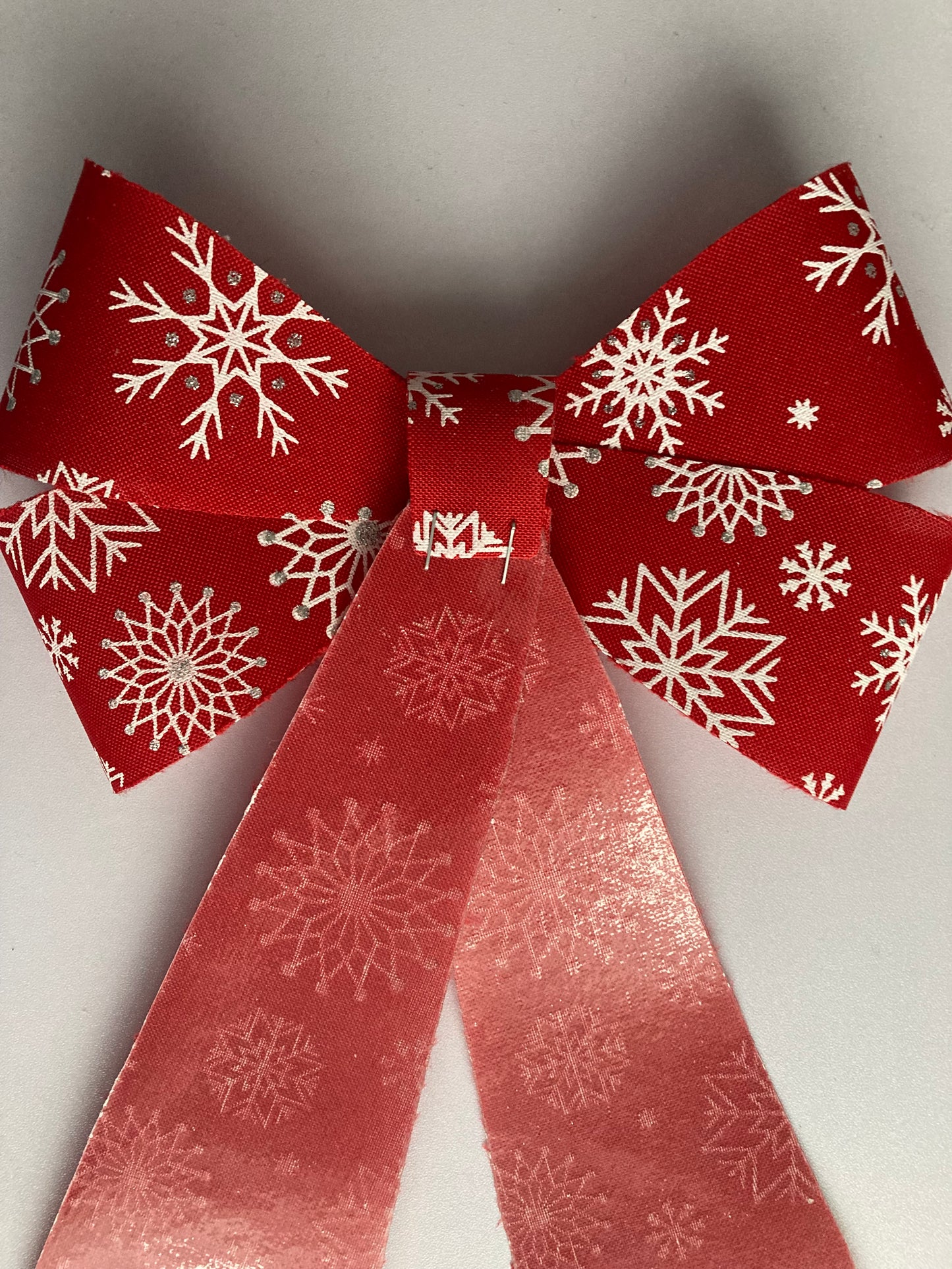 Red Snowy Large Bow
