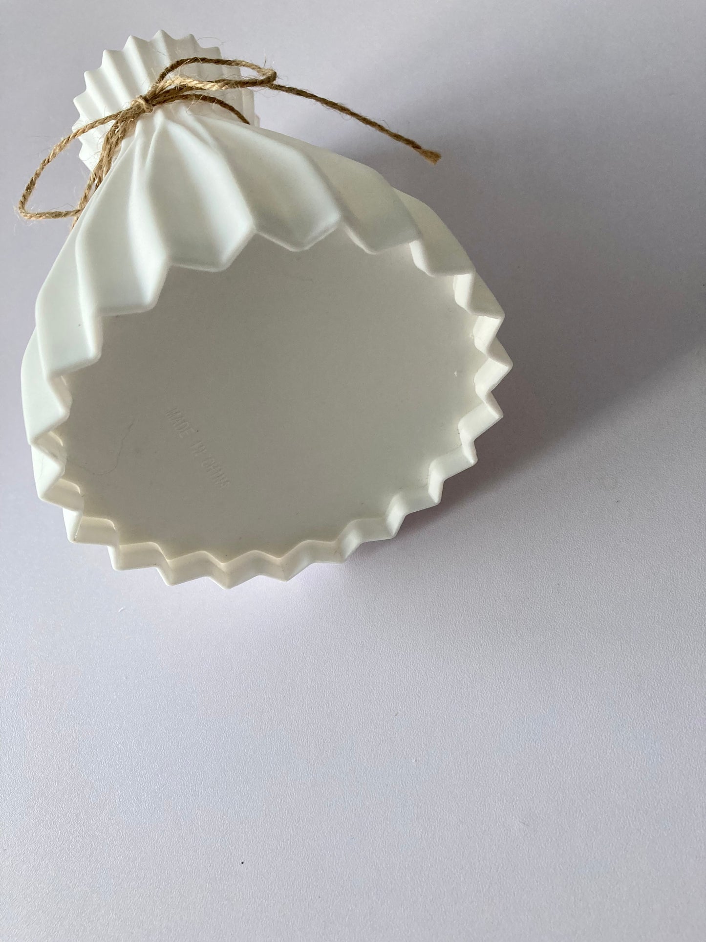 White Geometric Country Vibe Vase