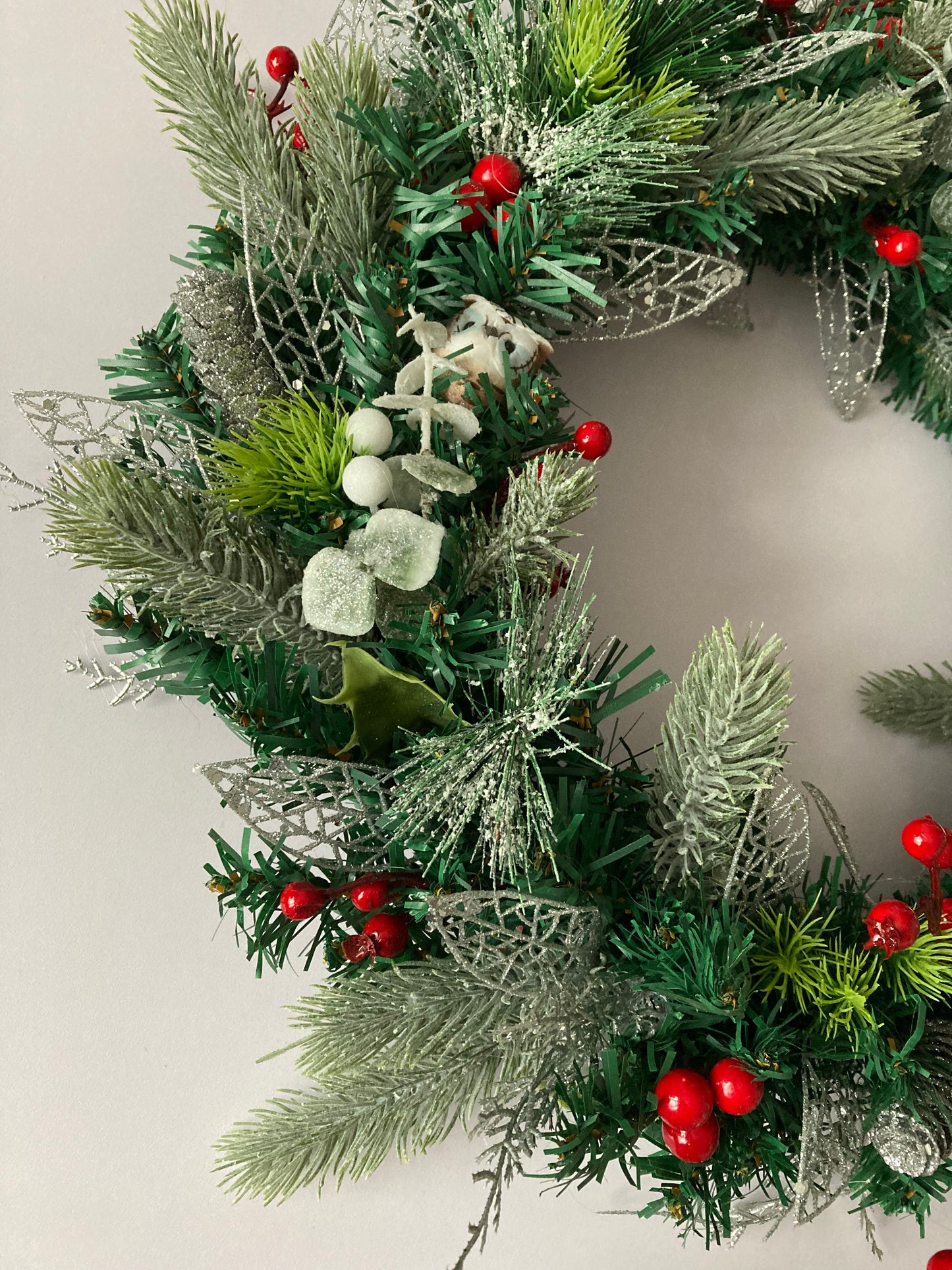 45cm Owl Winter Woodland Wreath