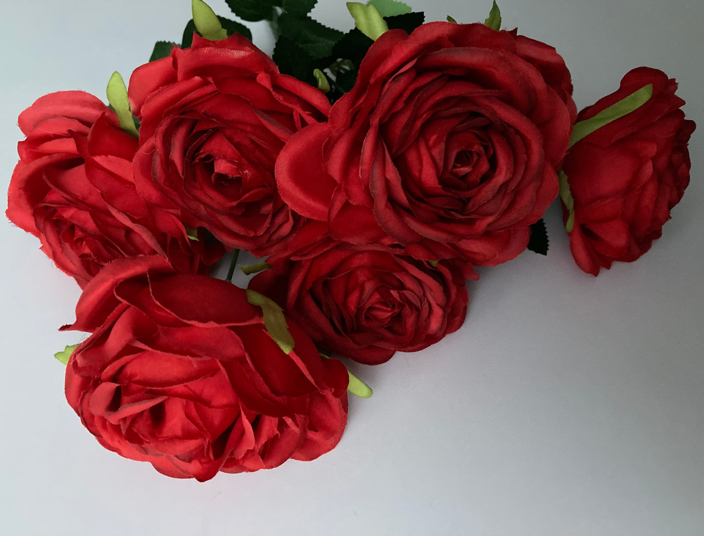7 Head Red Rose Bunch