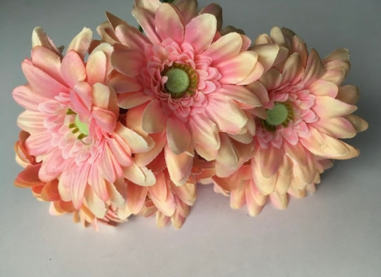 Peach Mini Gerbera Bunch
