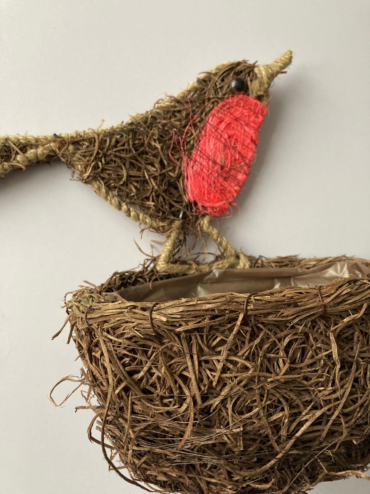 Robin Wall Hanging Planter