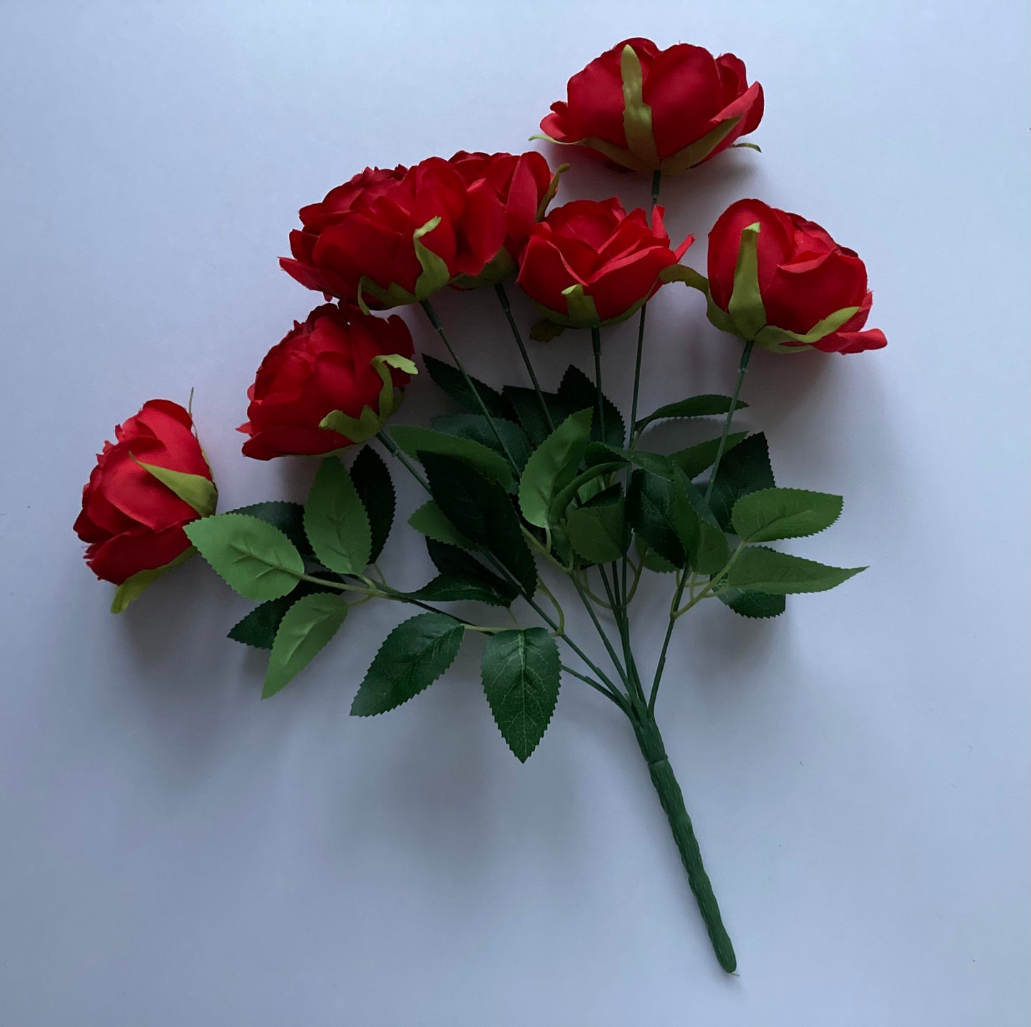 7 Head Red Rose Bunch