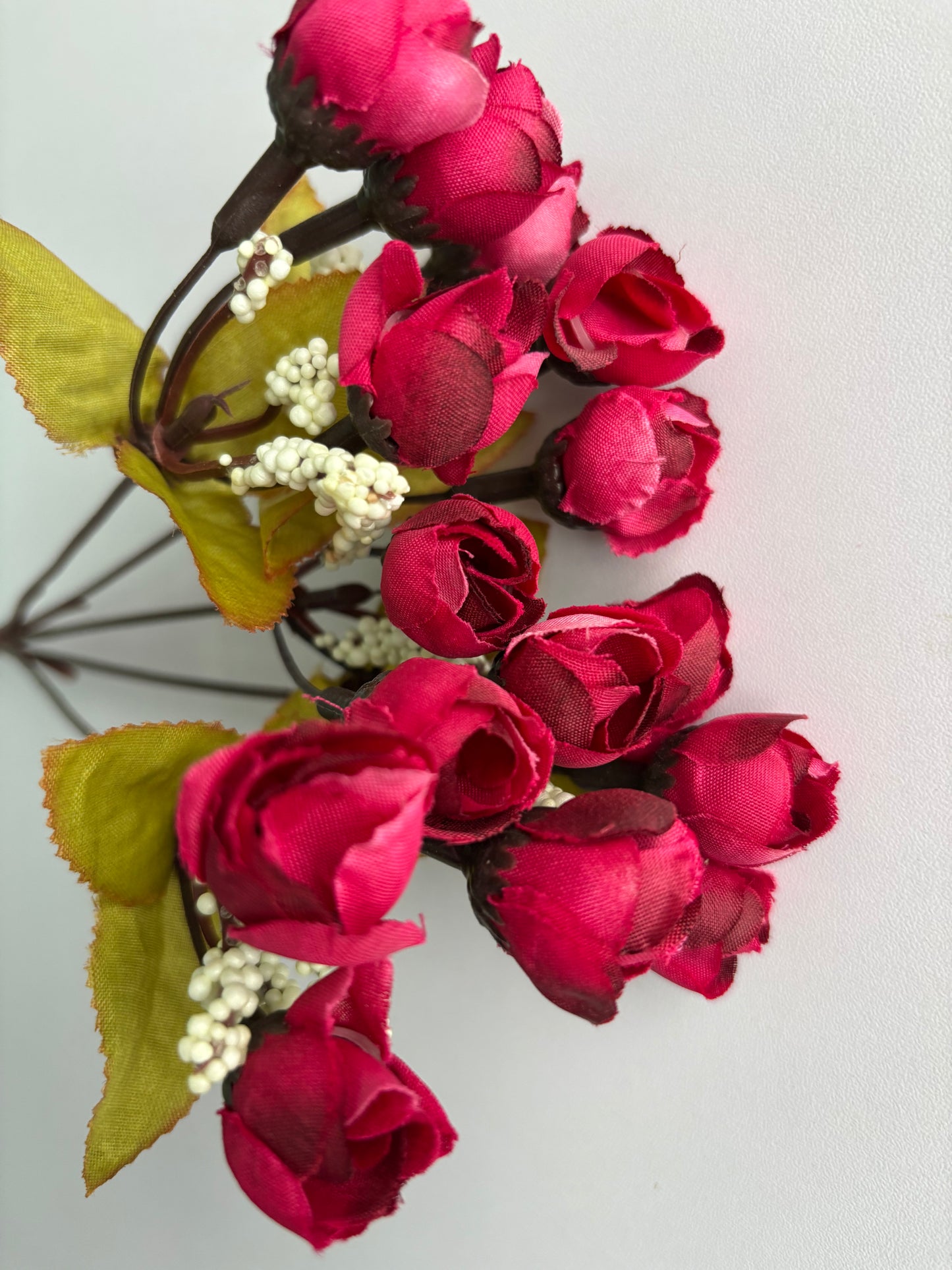 Dark Pink Rosebud Bunch