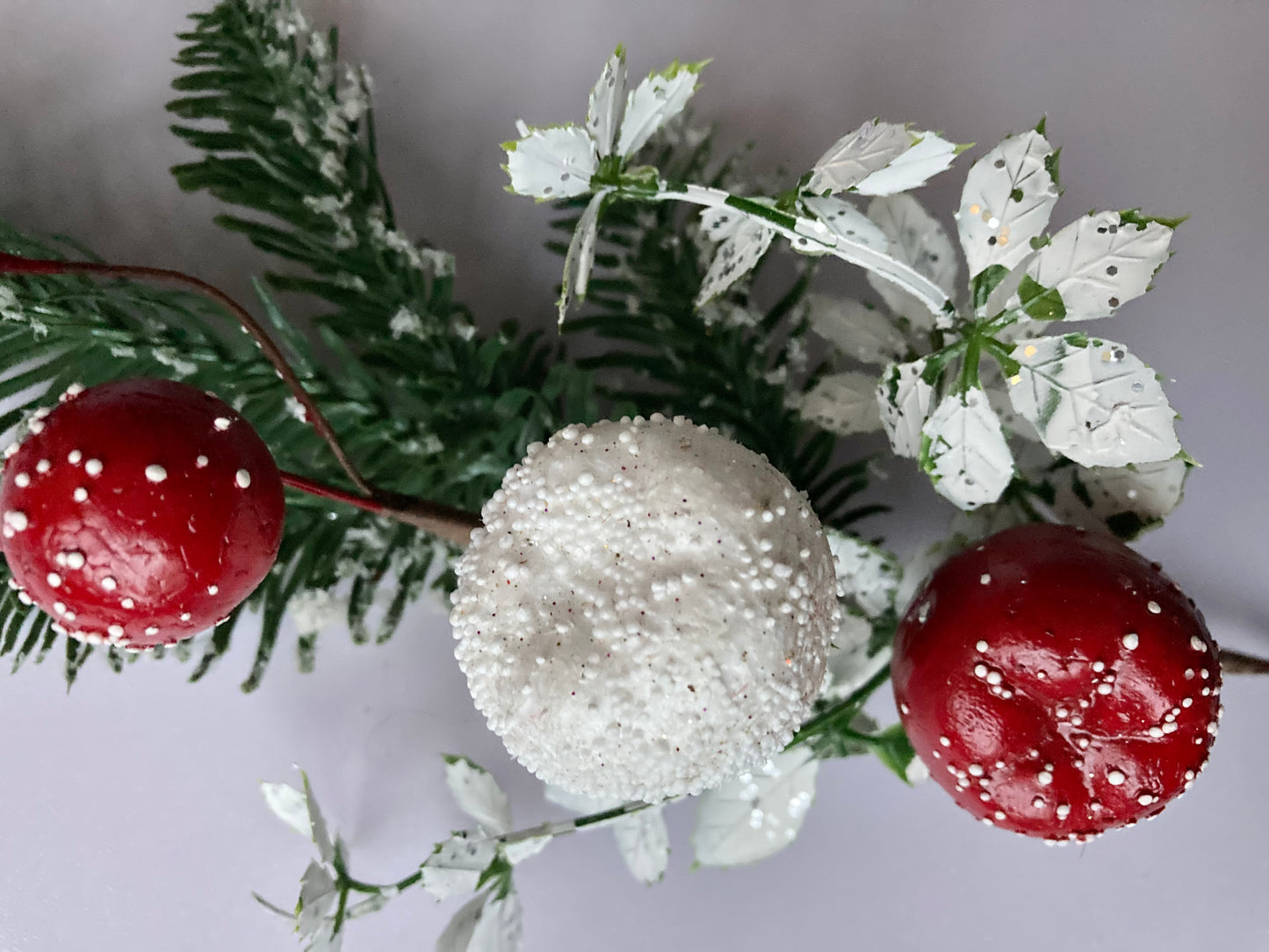 Snowy Apple & Berry Pick