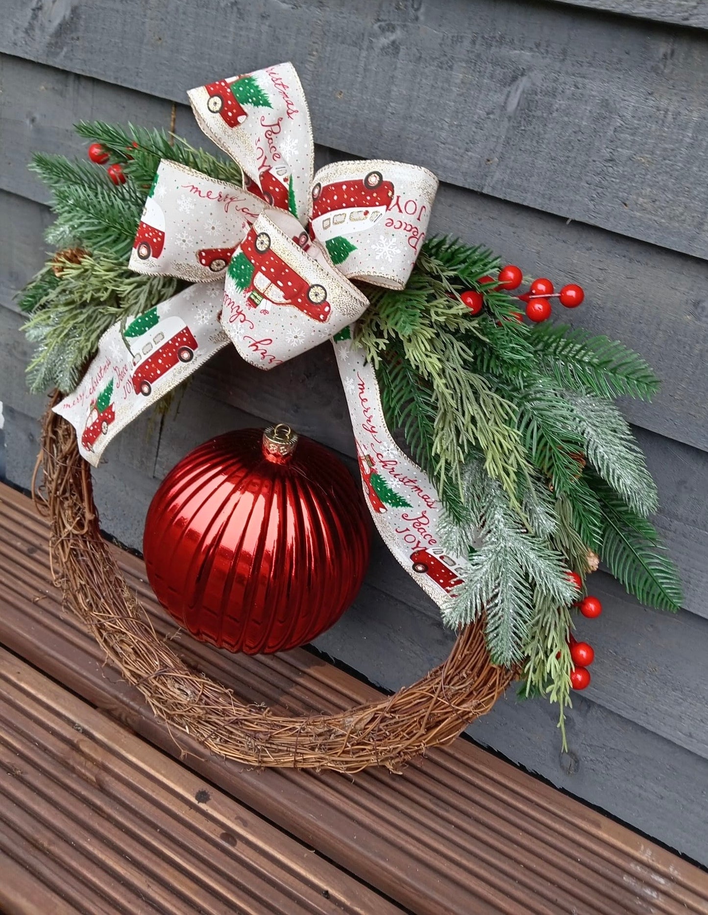 40cm Festive Fun Wreath