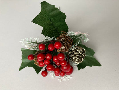 Berry & Pinecone Pick