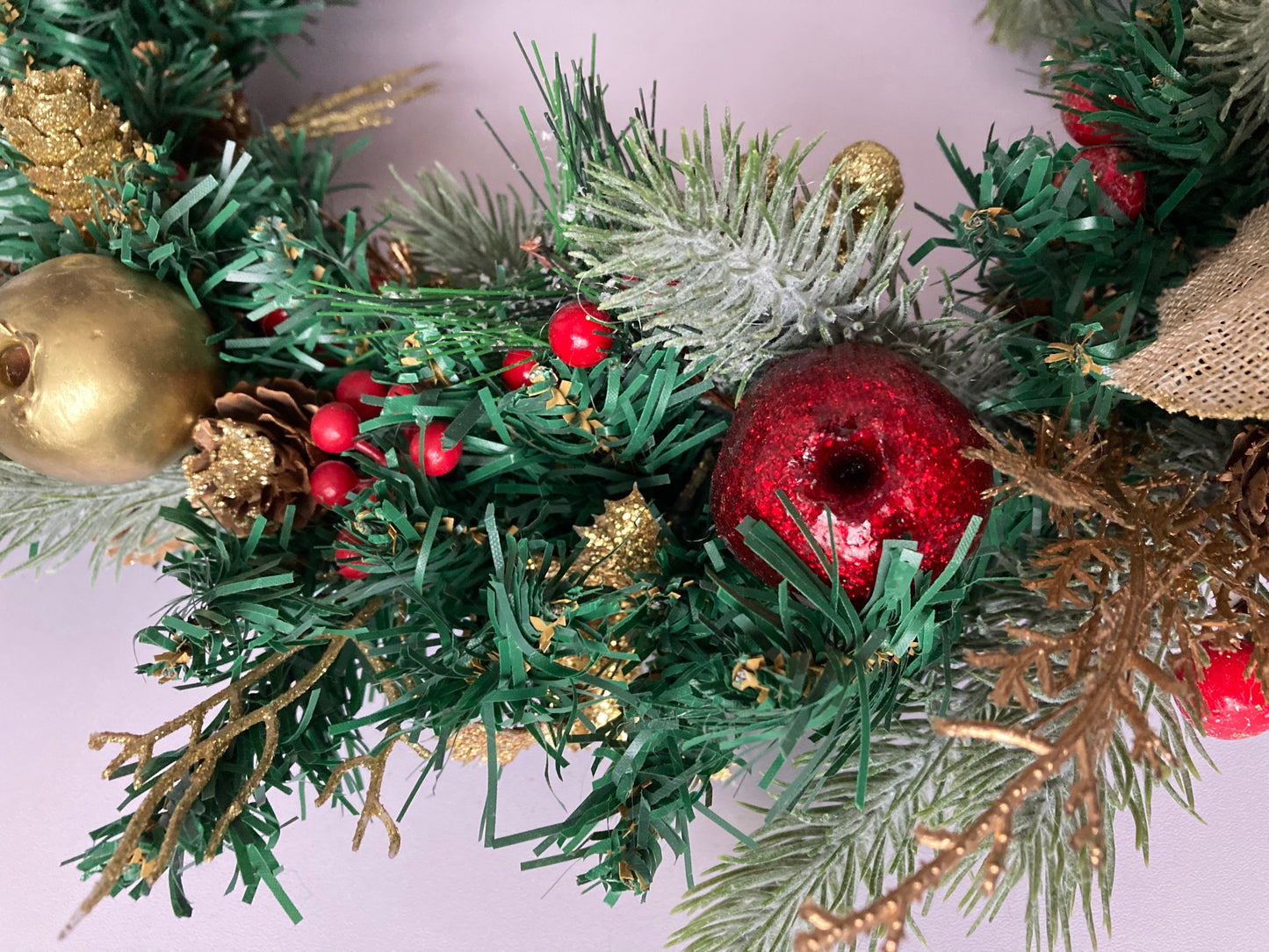 45cm Festive Gold & Red Wreath