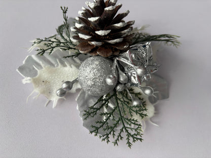 Silver Snowy Pick