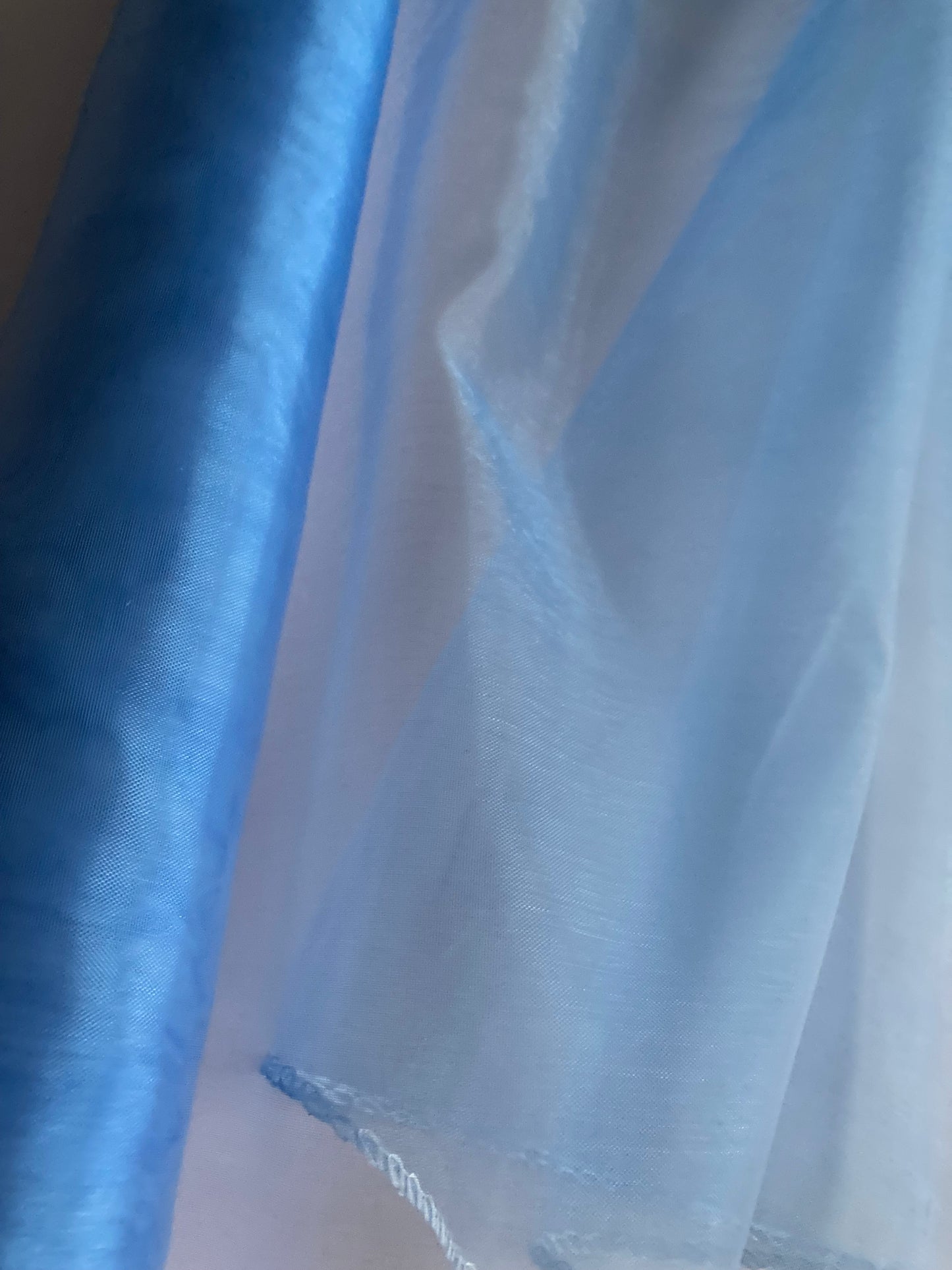 10yrd Blue Organza Roll