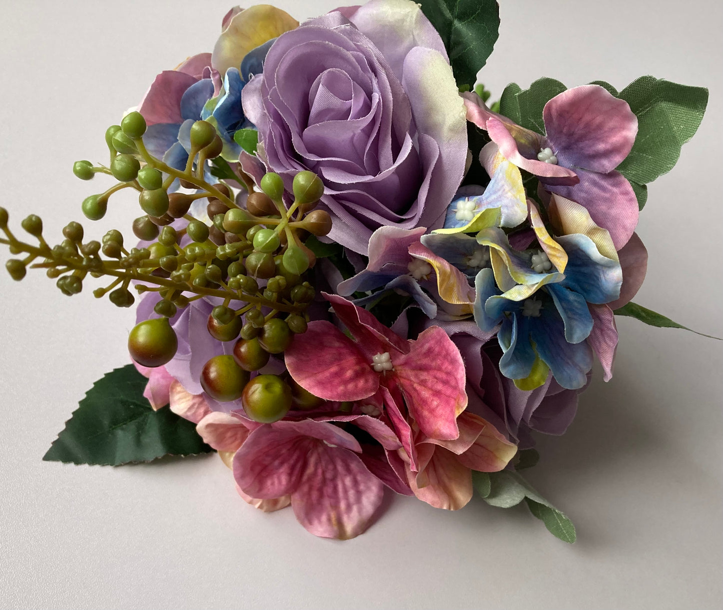 Colourful Rose & Hydrangea Bunch