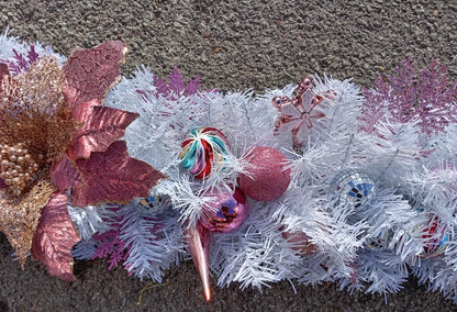 5ft Pink & White Artificial Garland