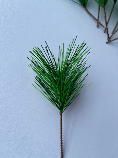 10 Pine Needle Stems