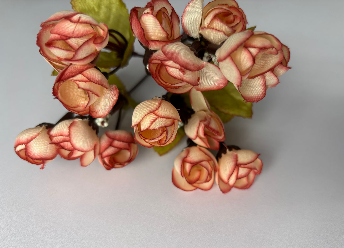 Pink/Cream Rosebud Bunch