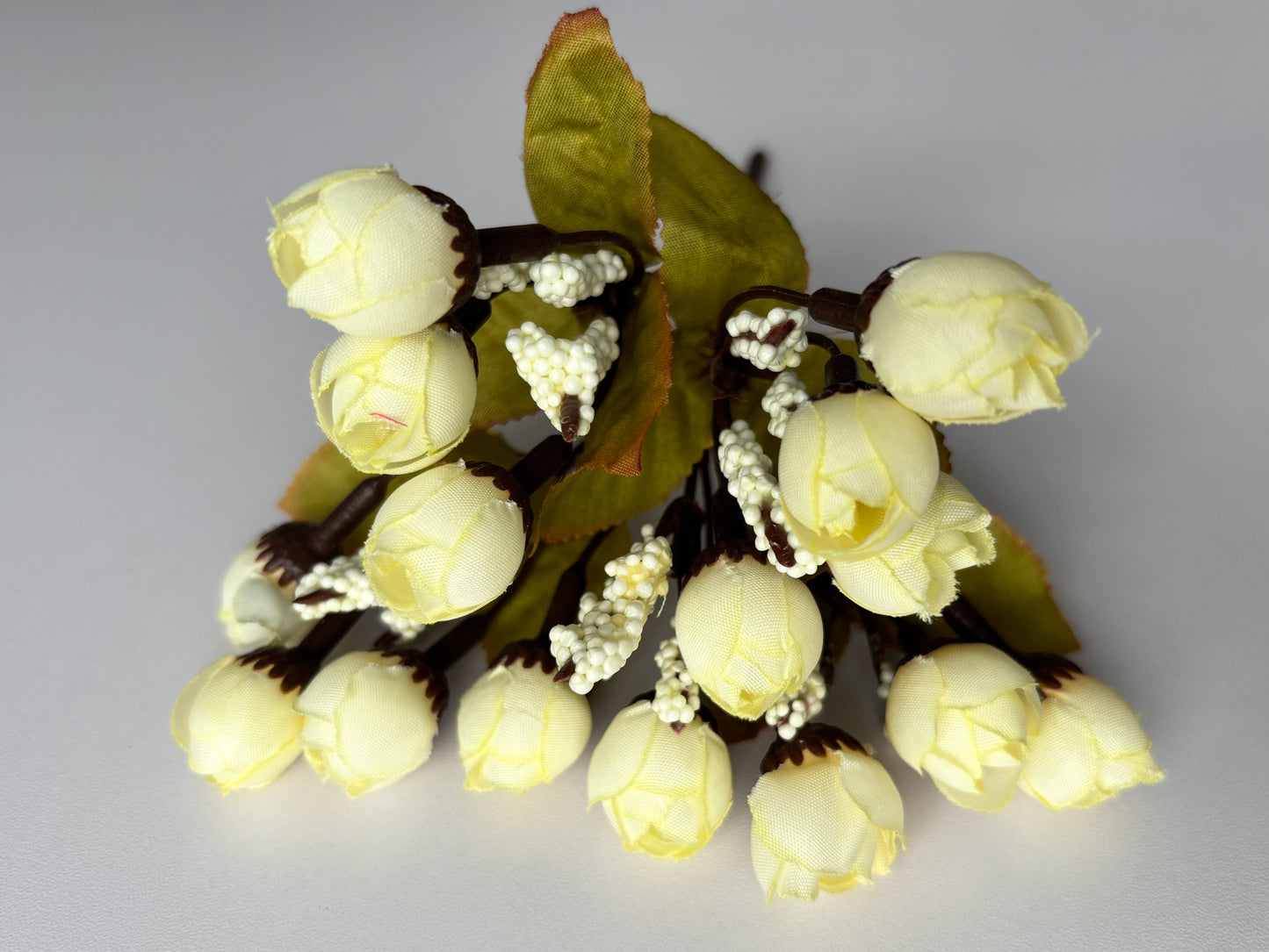 Ivory Rosebud Bunch