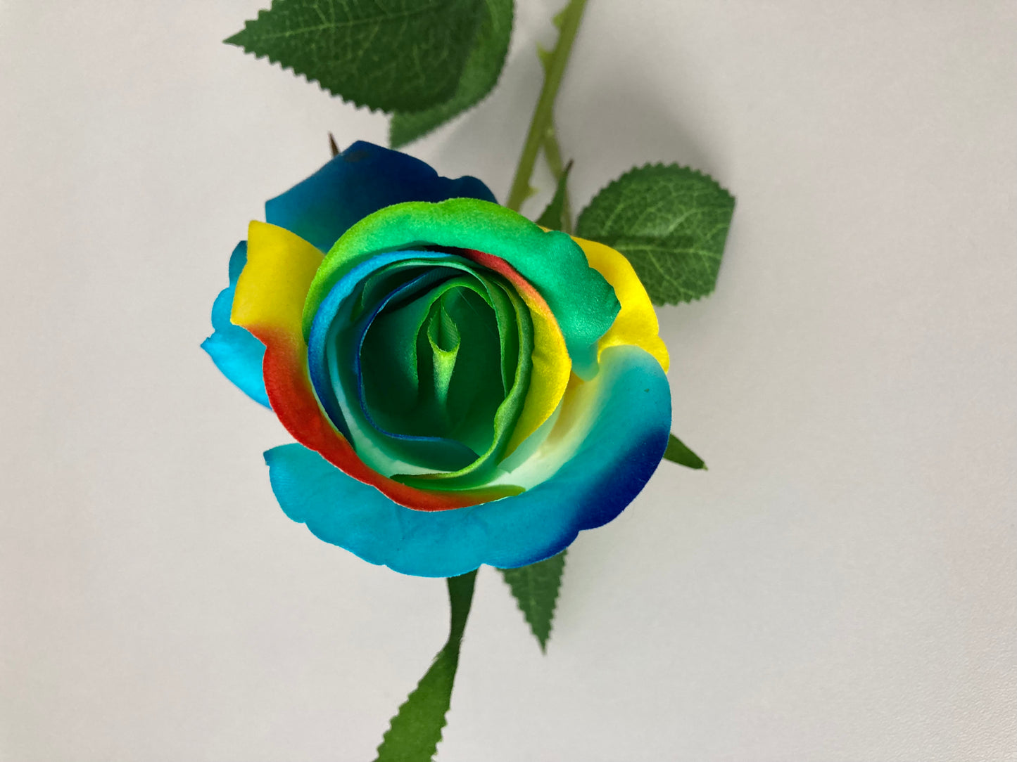 Velvet Blue/Green Rosebud