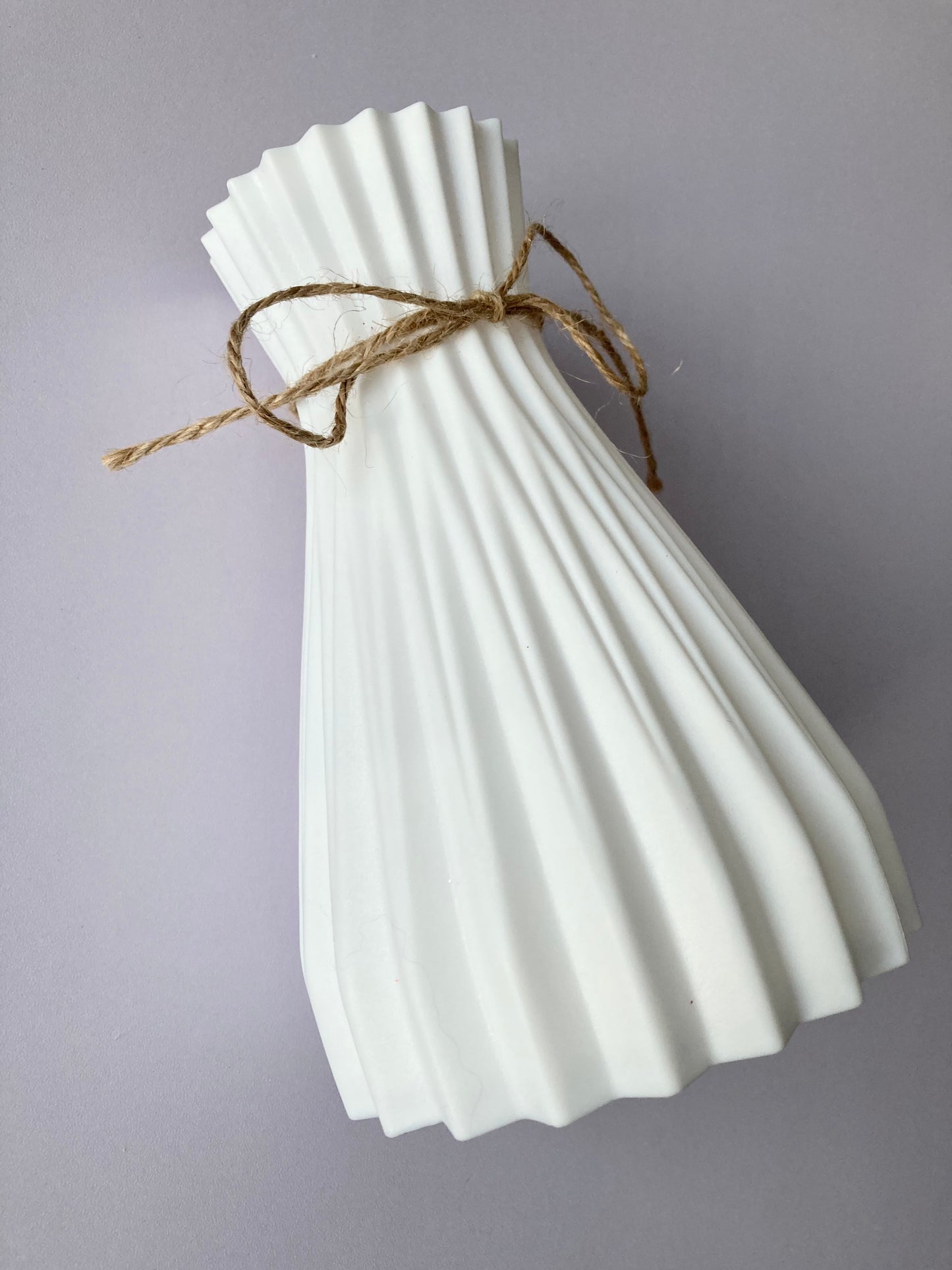 White Geometric Country Vibe Vase