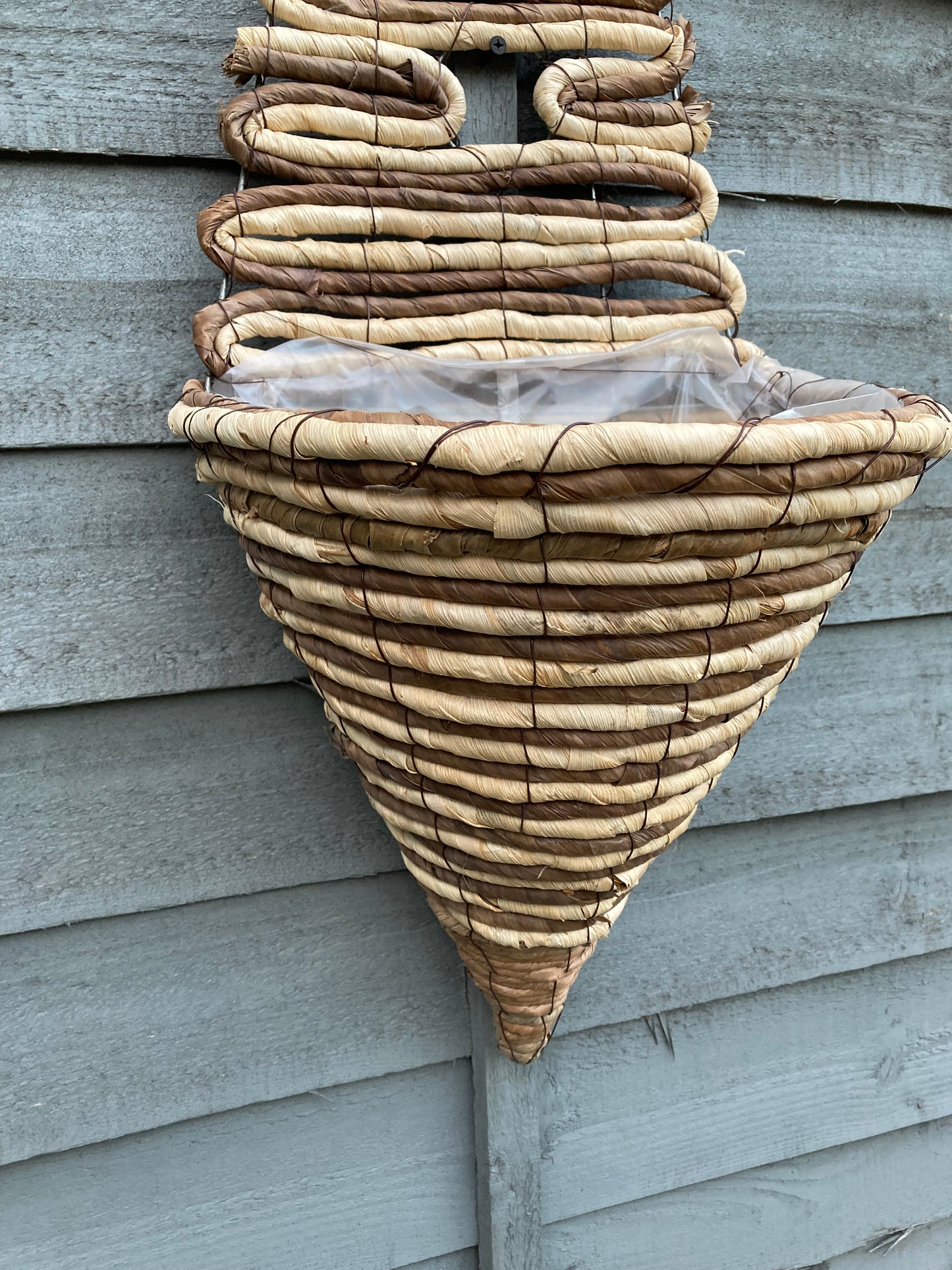 12" Wall Banana Leaf Cone Baskets