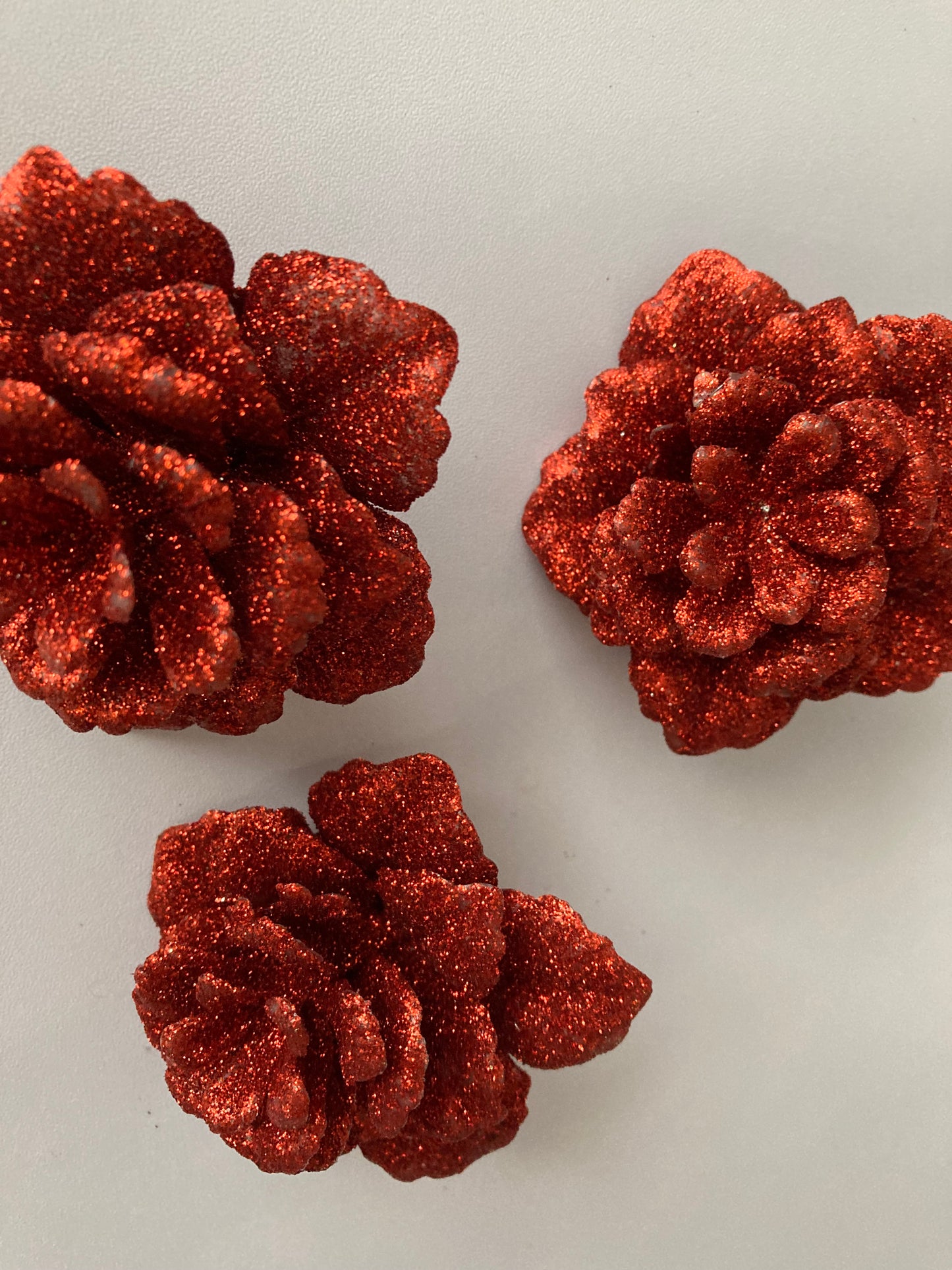 3pk Red Rose Clip