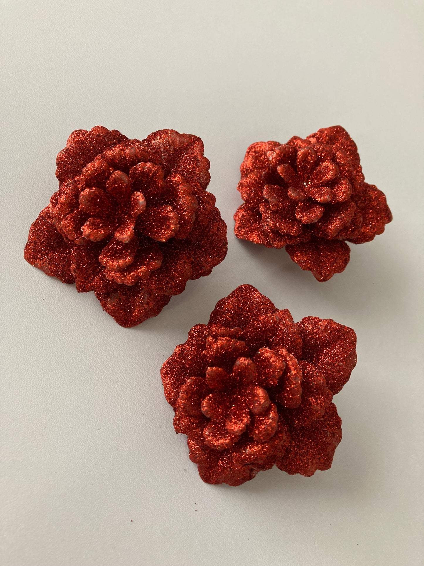3pk Red Rose Clip