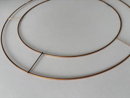 Copper-Toned Wire Wreath Frame Ring 35cm