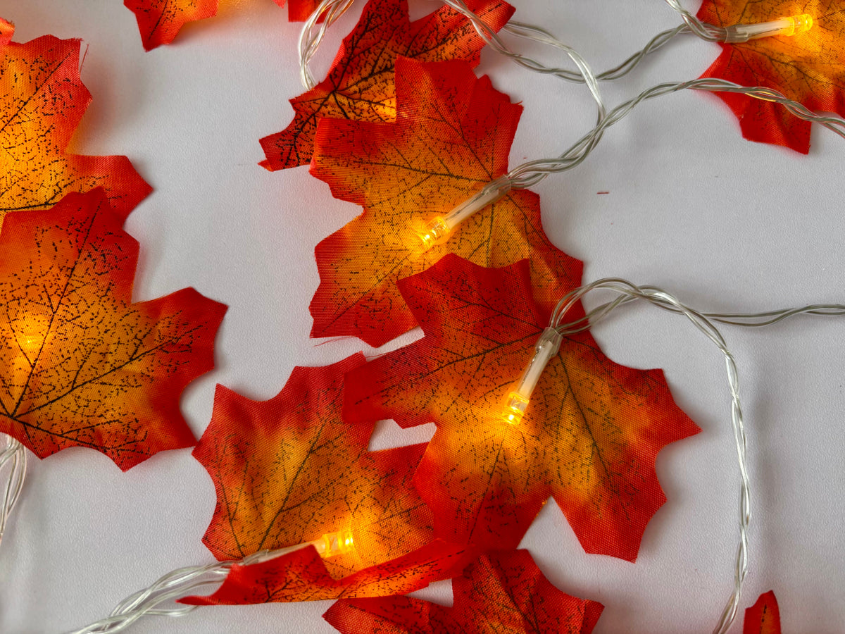 Maple Leaf Light Garland