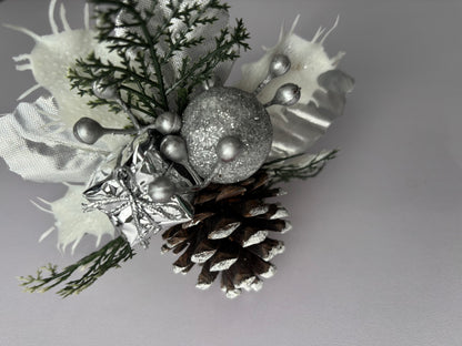 Silver Snowy Pick