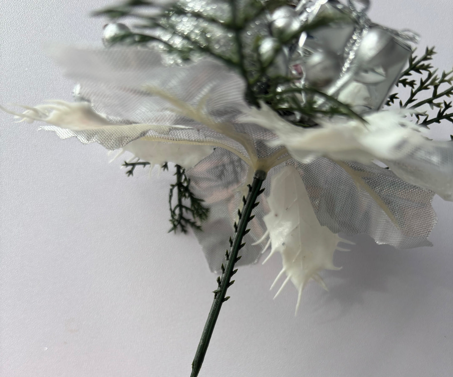 Silver Snowy Pick
