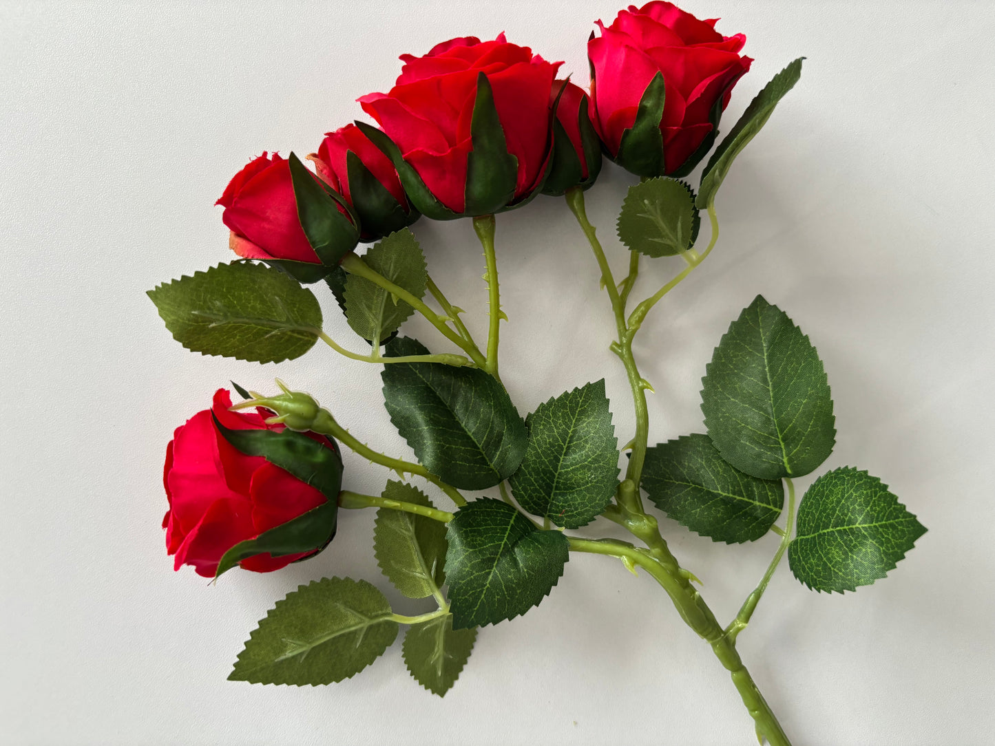 Red Rose Mixed Bud Spray