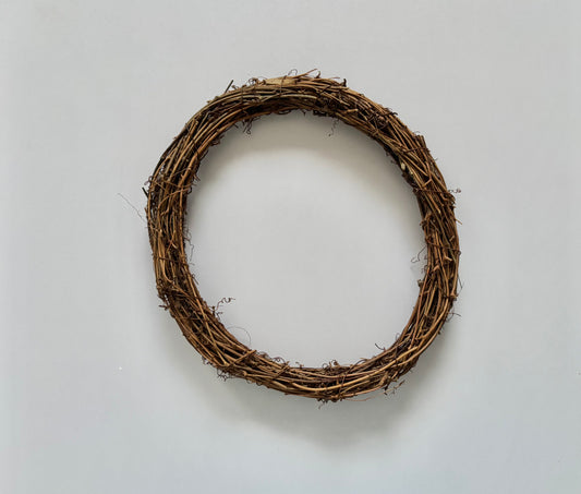 28cm Grapevine Wreath Base | Natural Wicker Wreath Frame for Crafting