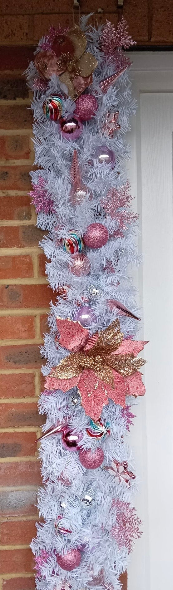 5ft Pink & White Artificial Garland
