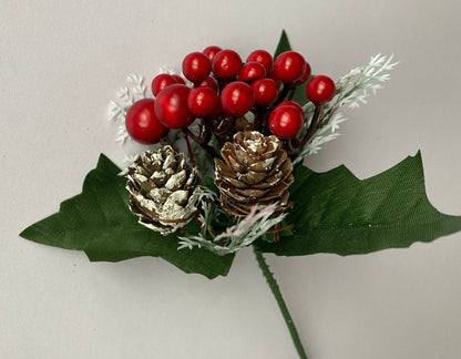 Berry & Pinecone Pick