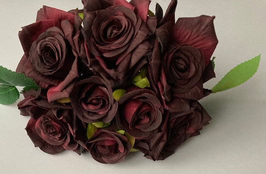 8 Deep Purple Rose Bunch