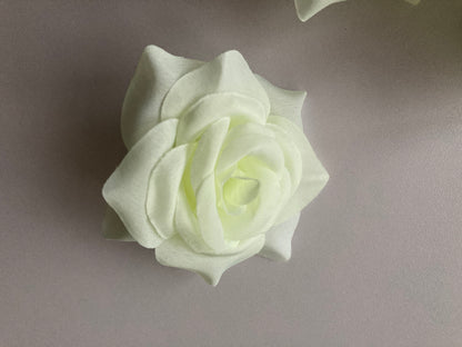 12 Ivory Rose Heads