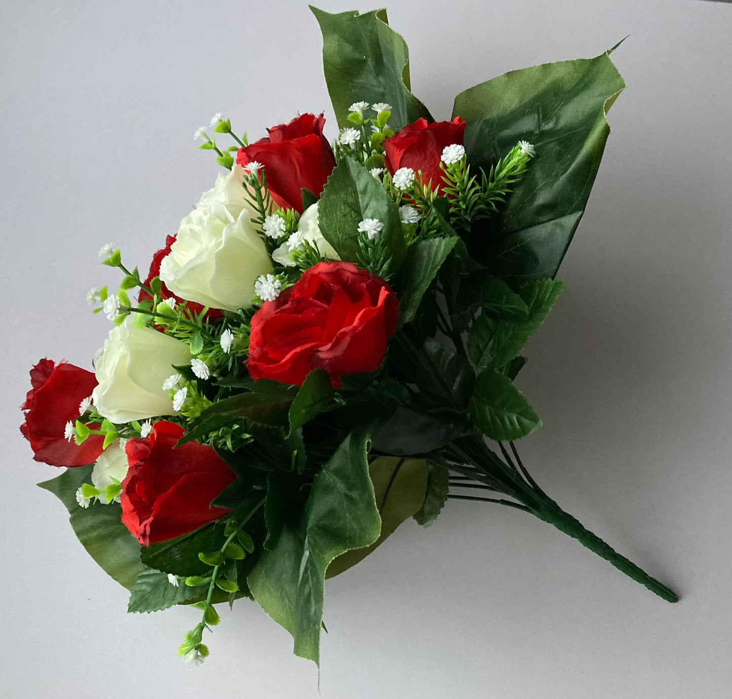 18 Red & White Rose Bud Bouquet